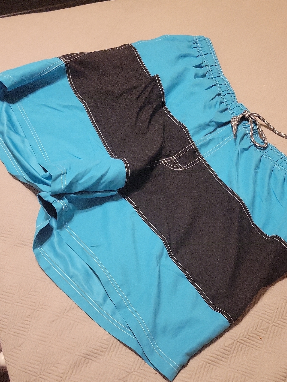 Croft And Barrow Turquoise and Black Men's Swim Trunks